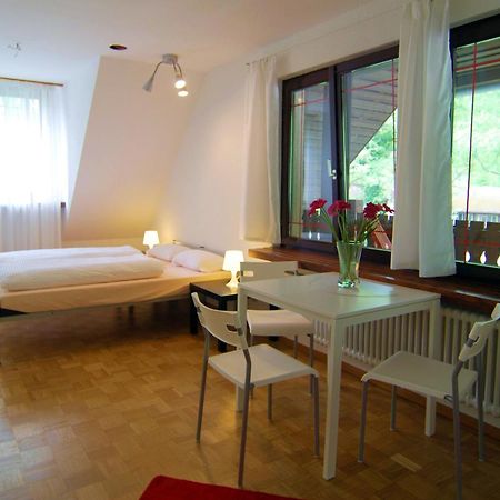 Hostel Waldblick Фрайбург-у-Брайсгау Екстер'єр фото